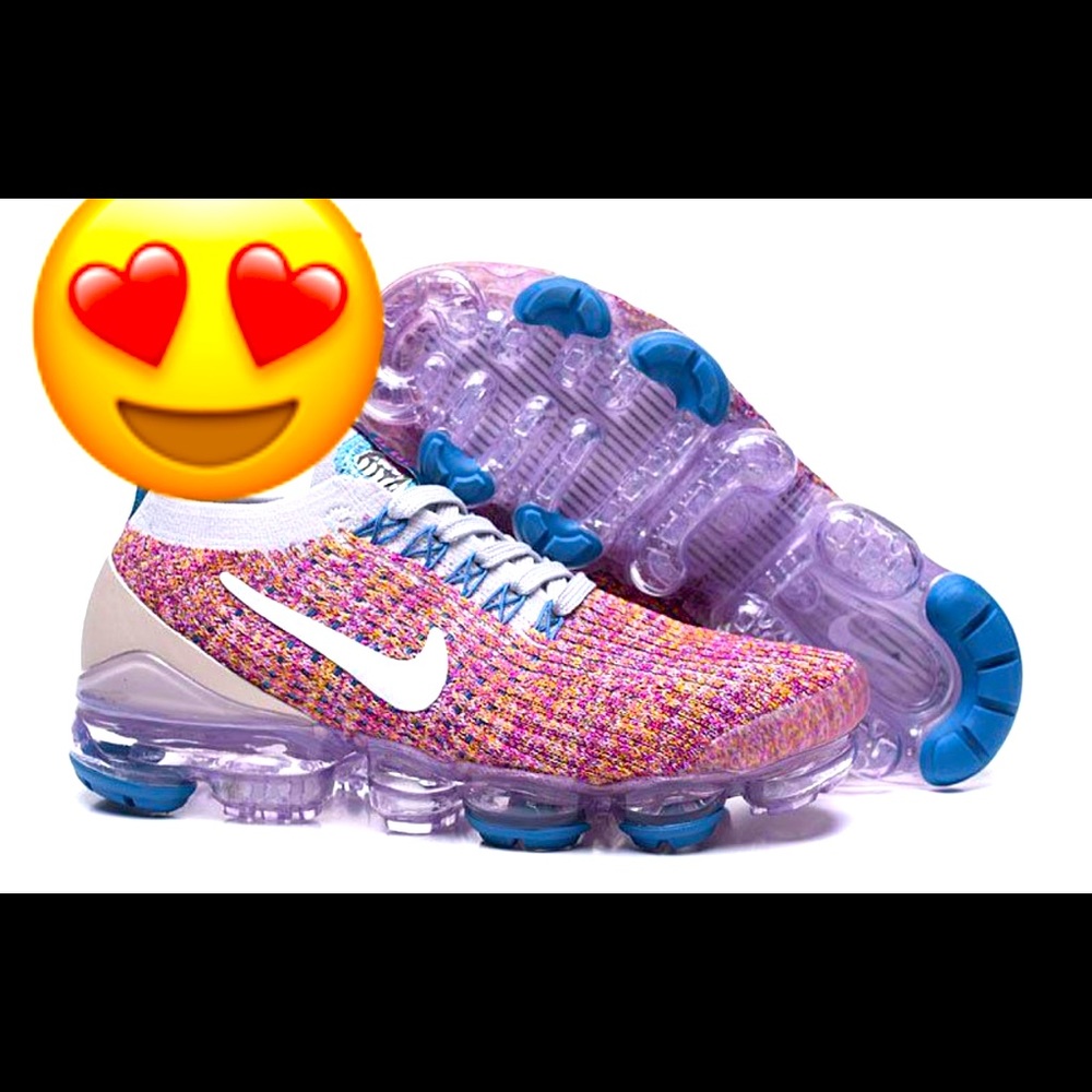 - Air Vapormax Flyknit 3 Orange pink 😍😍😍😍
